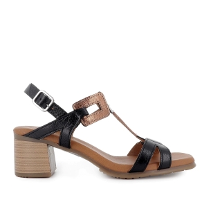 Sandalia piel adornos rectangulares tacon medio mujer negro