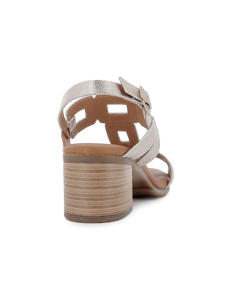 Sandalia piel adornos rectangulares tacon medio mujer dorado