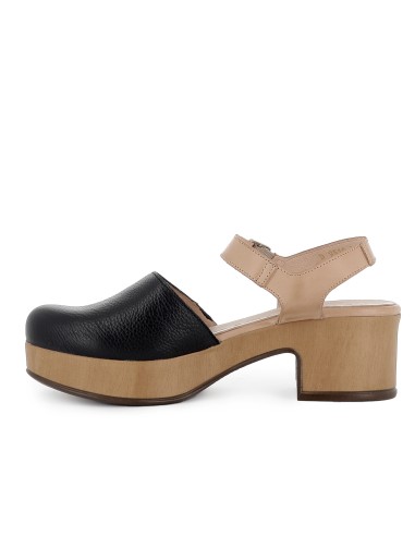 Zapato con correa en piel y plataforma negro mujer