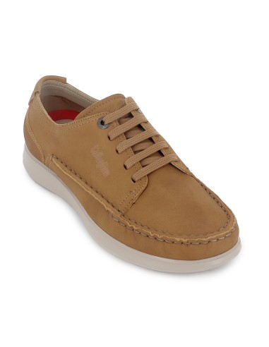 Zapato cordones plano y brodon en la pala hombre beige