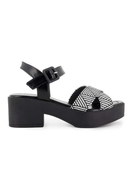 Sandalia piel y tiras con hebilla mujer negro