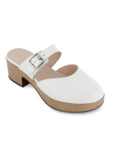 Zueco piel con hebilla y piso tipo madera mujer blanco