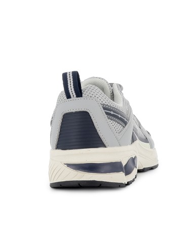 Deportiva de nylon estilo retro con degradado hombre blanco