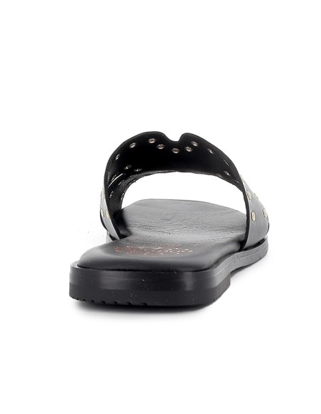 Sandalia tipo zueco piel con tachas semi cuadrada mujer negra