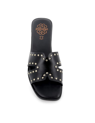 Sandalia tipo zueco piel con tachas semi cuadrada mujer negra