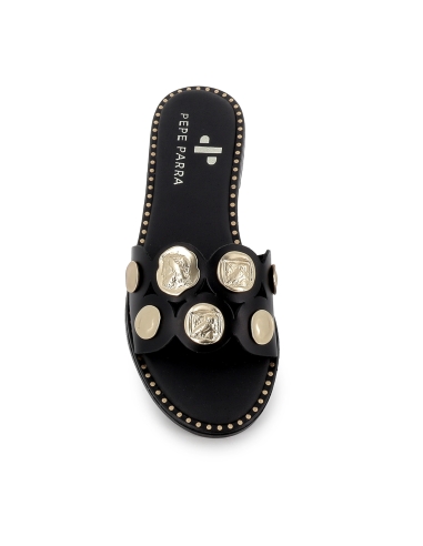 Zueco piel pala con tachas y suela acolchada plana mujer negro