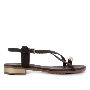 Sandalia piel tiras cruzadas y adorno metal plano mujer moka