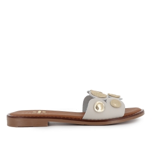 Zueco piel pala con tachas y suela acolchada plana mujer hielo