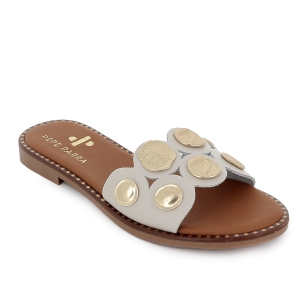 Zueco piel pala con tachas y suela acolchada plana mujer hielo 2