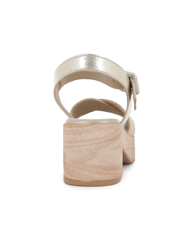 Sandalia piel y tiras con hebilla mujer dorado