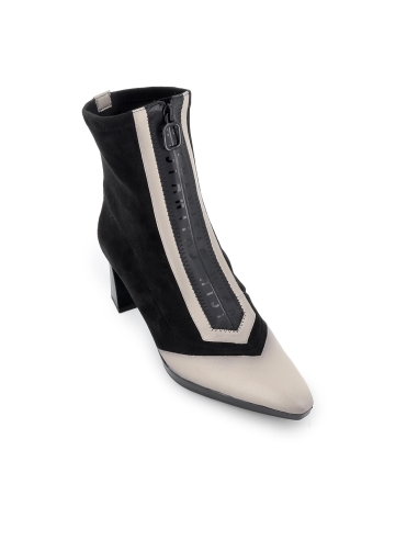 Botin piel y licra cremallera y tacon punta fina mujer negro