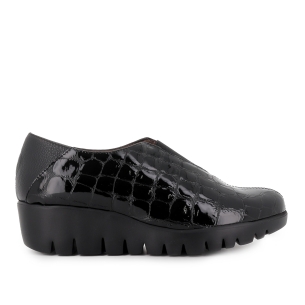 Zapato elastico piel coco charol y cuña ligera mujer negro