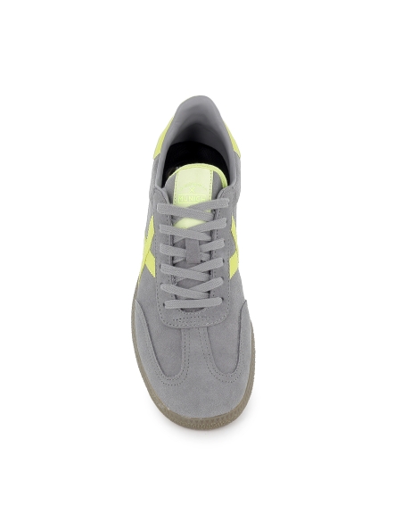 Deportiva tenis piel y serraje puntera contraste hombre gris