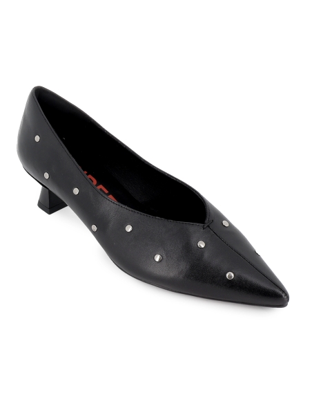 Zapato salon vestir piel tachas tacon carrete comodo mujer negro