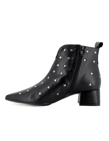 Botin piel irregular con tachas cremallera mujer negro