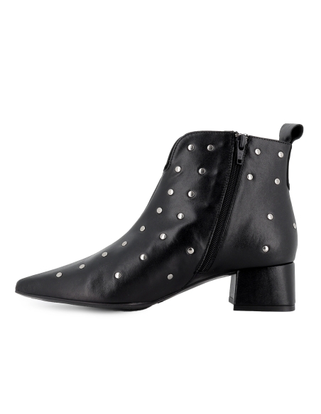 Botin piel irregular con tachas cremallera mujer negro
