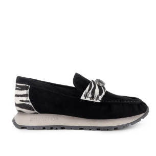 Mocasin piel con animal print antifaz bordon plano mujer negro