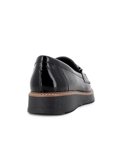 Mocasin charol hebilla metal y cuña planta acolchada mujer negro