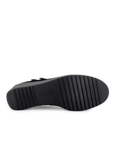 Zapato doble correa piel ante y vivo metal cuña mujer negra