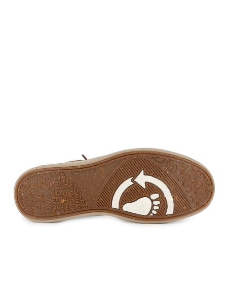 Bota wallabi serraje hidrofugado cordones elasticos hombre camel