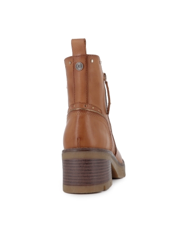 Bota piel lisa con tachas piso track y cremallera mujer camel