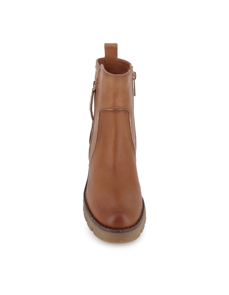 Bota piel lisa con tachas piso track y cremallera mujer camel