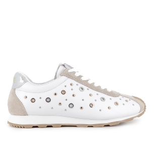 Deportiva piel y adornos metal punta refuerzo plana mujer blanca