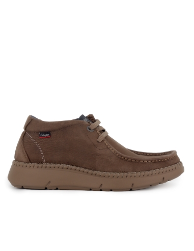 Wallabi piel cuero y cordones suela ligera hombre beige