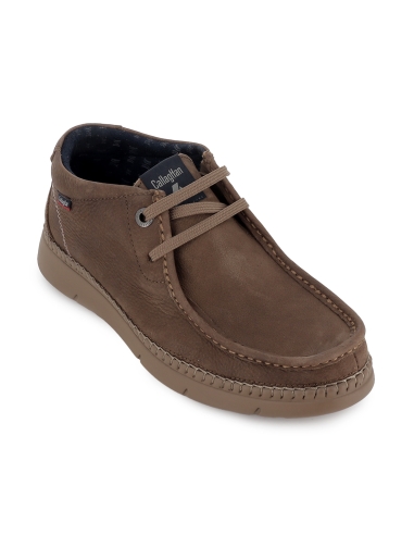 Wallabi piel cuero y cordones suela ligera hombre beige