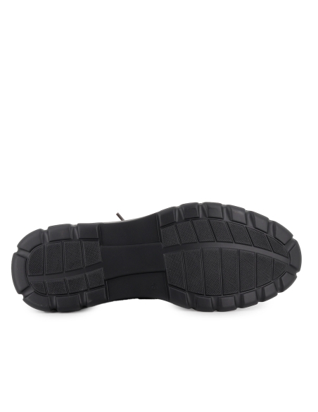 Bota tipo wallabi cordones elasticos y cremallera hombre marron