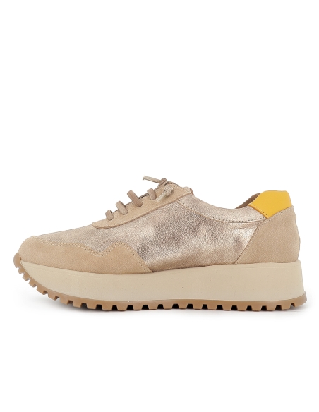 Deportiva piel efecto metal cordones elasticos mujer beige