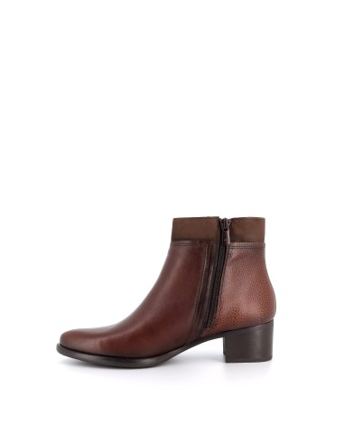 Botín de piel con tacón bajo para mujer